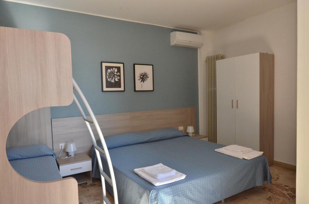 Albergo Della Torre Черноббио Экстерьер фото
